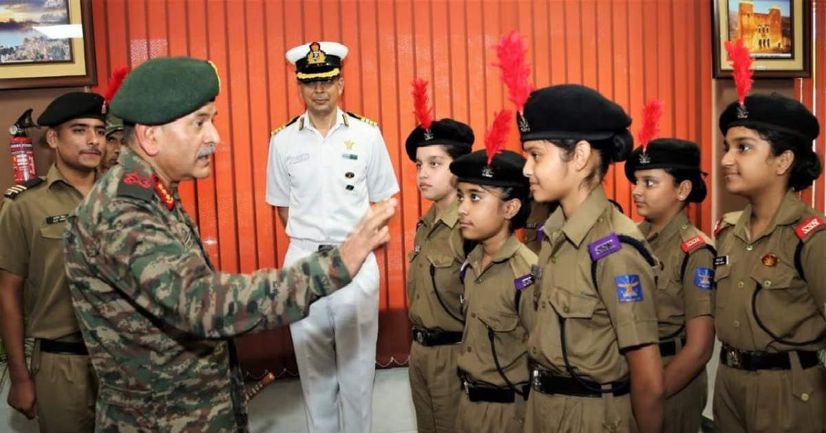 Army School Admission: अपने बच्चे को बनाना चाहते हैं आर्मी ऑफिसर तो इस स्कूल में कराएं एडमिशन, जानें फीस और प्रक्रिया