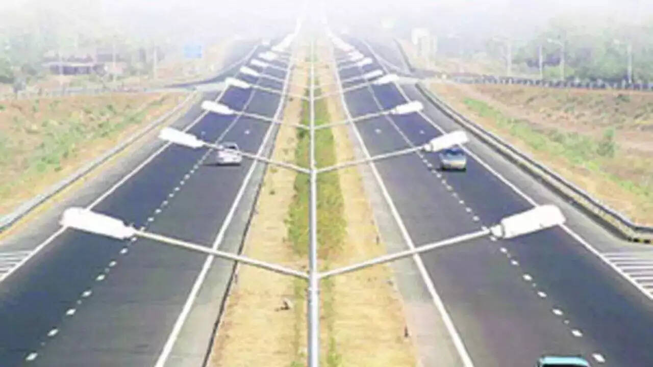 Aapni News: हरियाणा वासियों को नए ग्रीनफील्ड हाईवे की मिली एक बड़ी सौगात, देखें कहां कहां से गुजरेगा